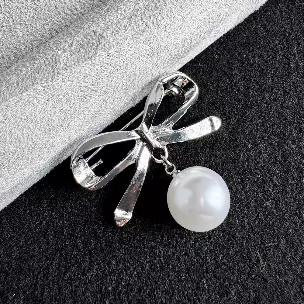 Chic pearl pin for formal attire - Image 8