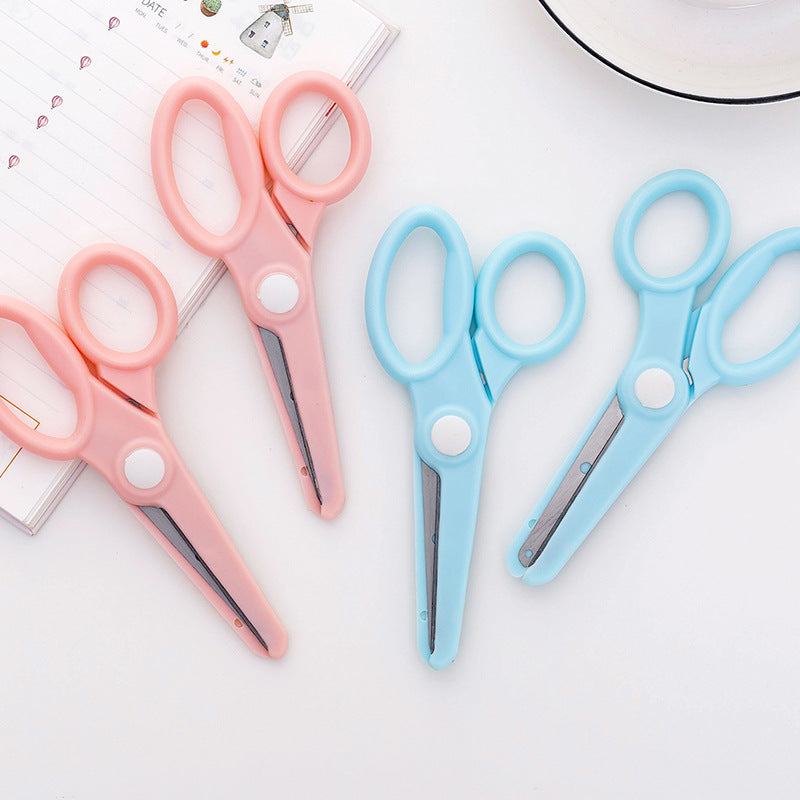 safety scissors round tip design image