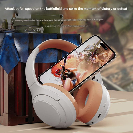 DR83 Headset Lifestyle Image