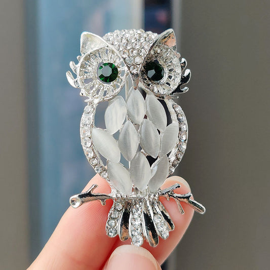 Chic Owl Brooch stylish pin gold color