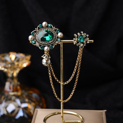 Wearing Necklace at Event - Image 9