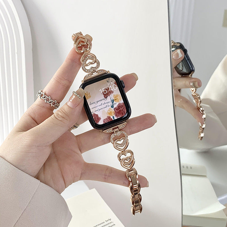 Stylish Heart-Shaped Metal Rhinestone Watch Band for Apple Watch Series 6/7/8/SE – Adjustable & Elegant