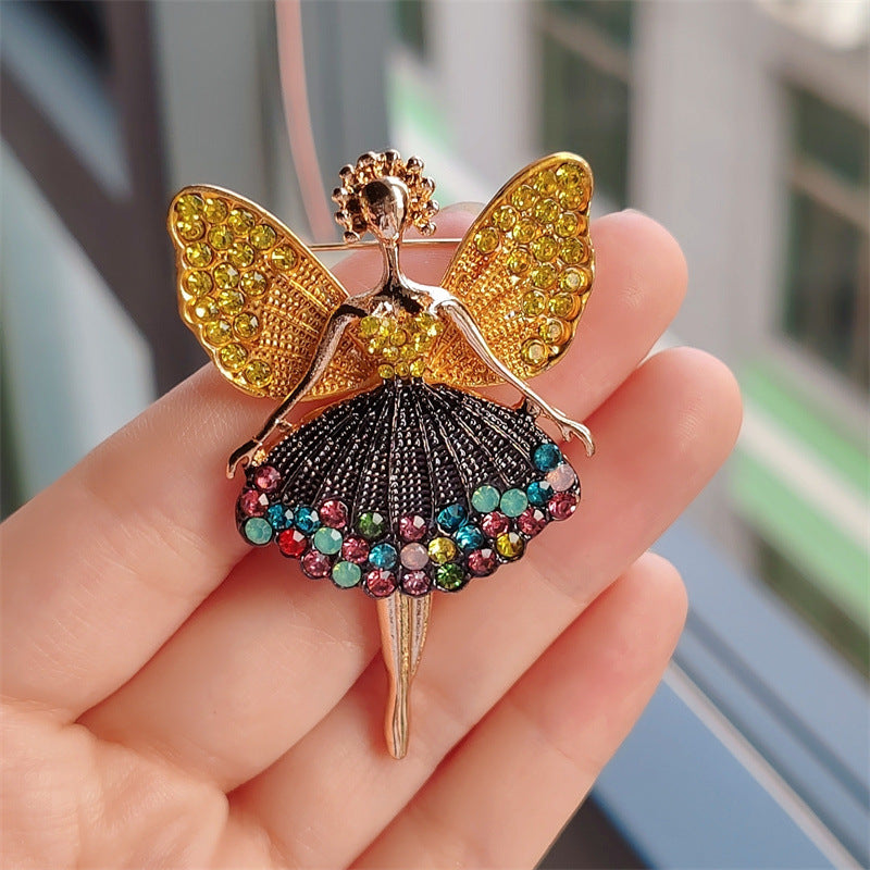 Ballet girl brooch front view