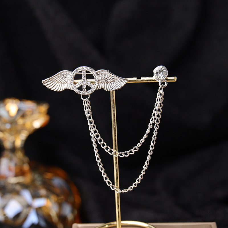 Wearing Necklace at Event - Image 9