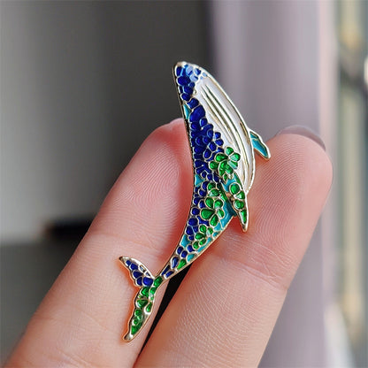 Elegant animal brooch