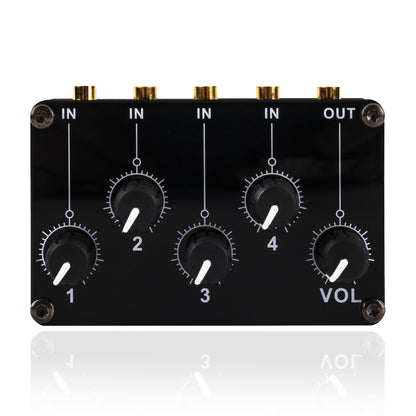 Portable 4-Channel Stereo Line Mixer front view