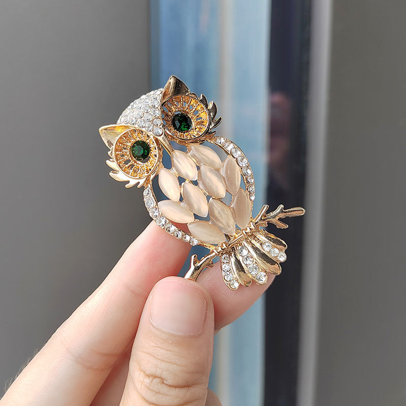 Rhinestone owl brooch close-up