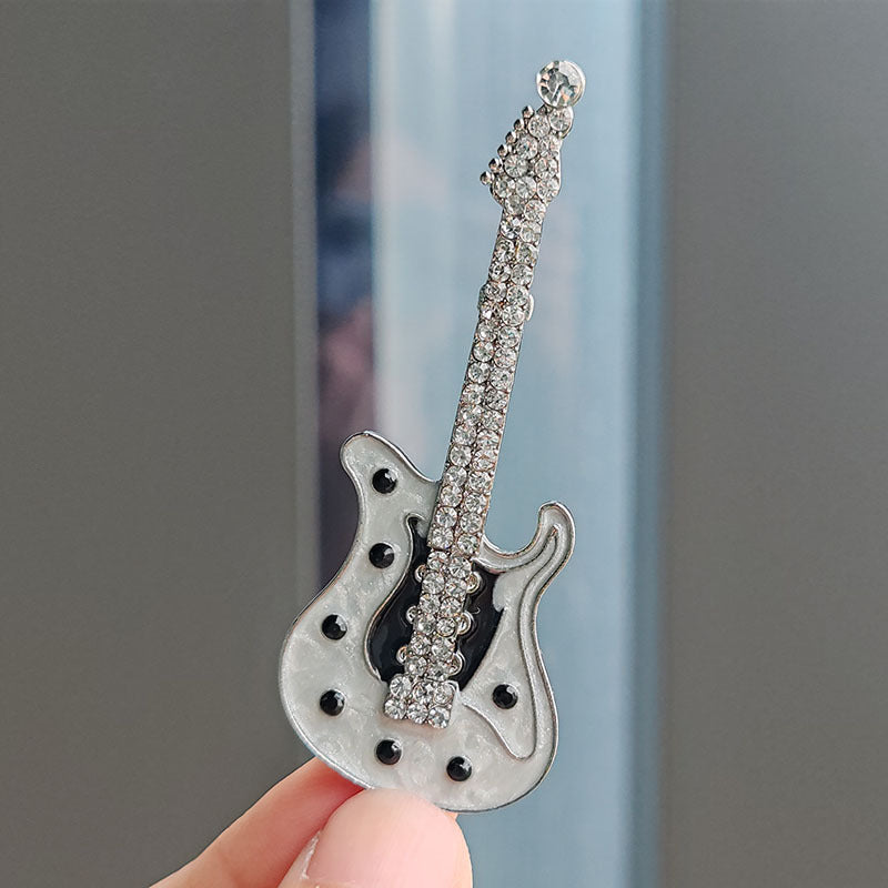 Stylish guitar pin brooch with white diamonds image 2