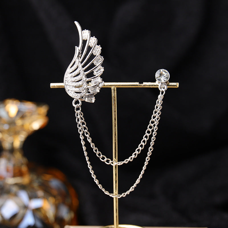 Elegant Pearl-Embedded Brooch - Image 2