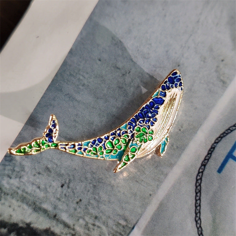 Elegant animal brooch