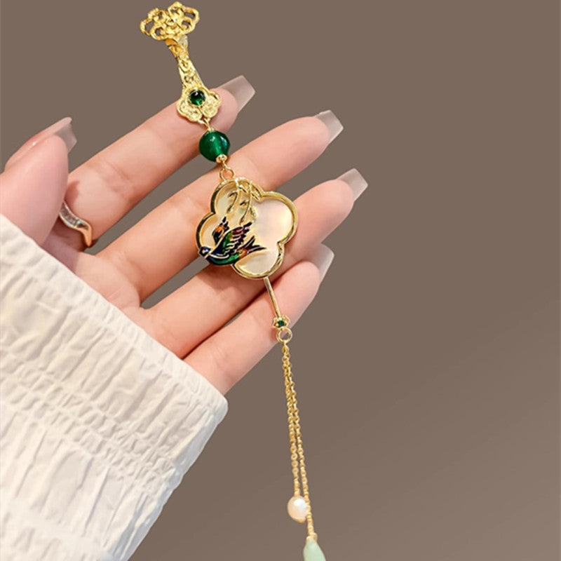 Versatile Accessory Brooch for Dresses Image 8