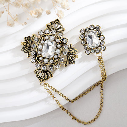 Necklace and Brooch Set on Display - Image 3