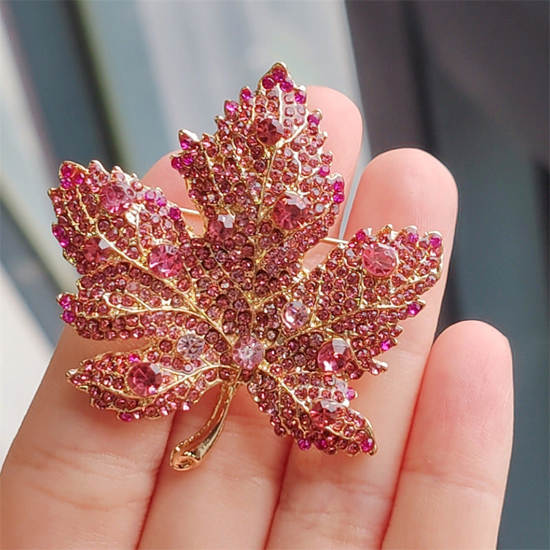 Leaf Shape Alloy Brooch Close-up - Image 8