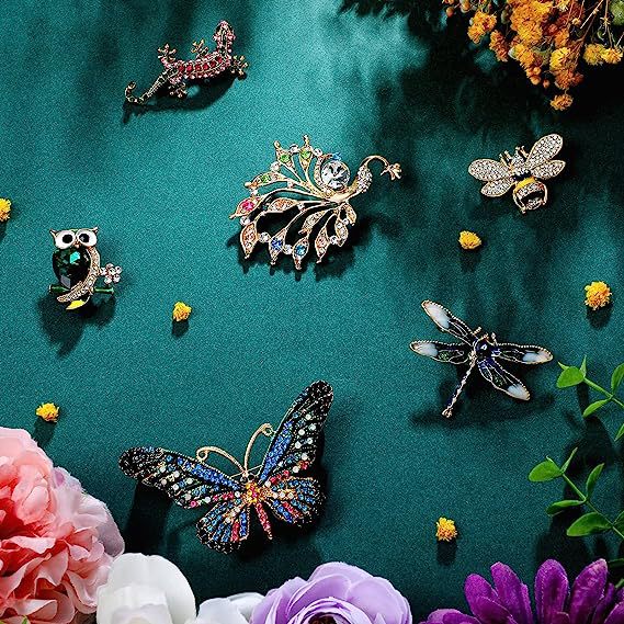 Stylish owl brooch for women