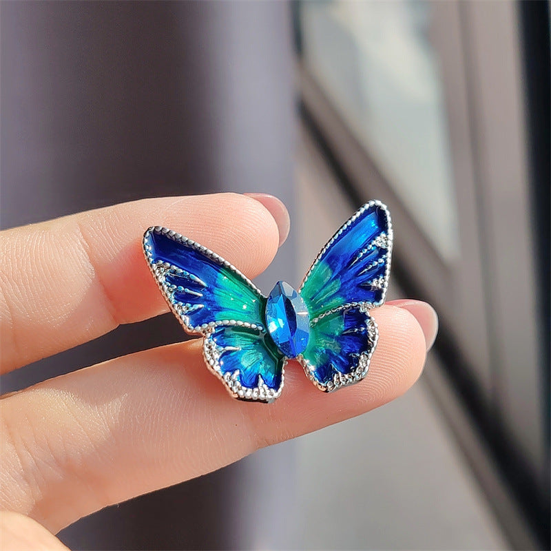 Elegant brooch pin for fashion accessories