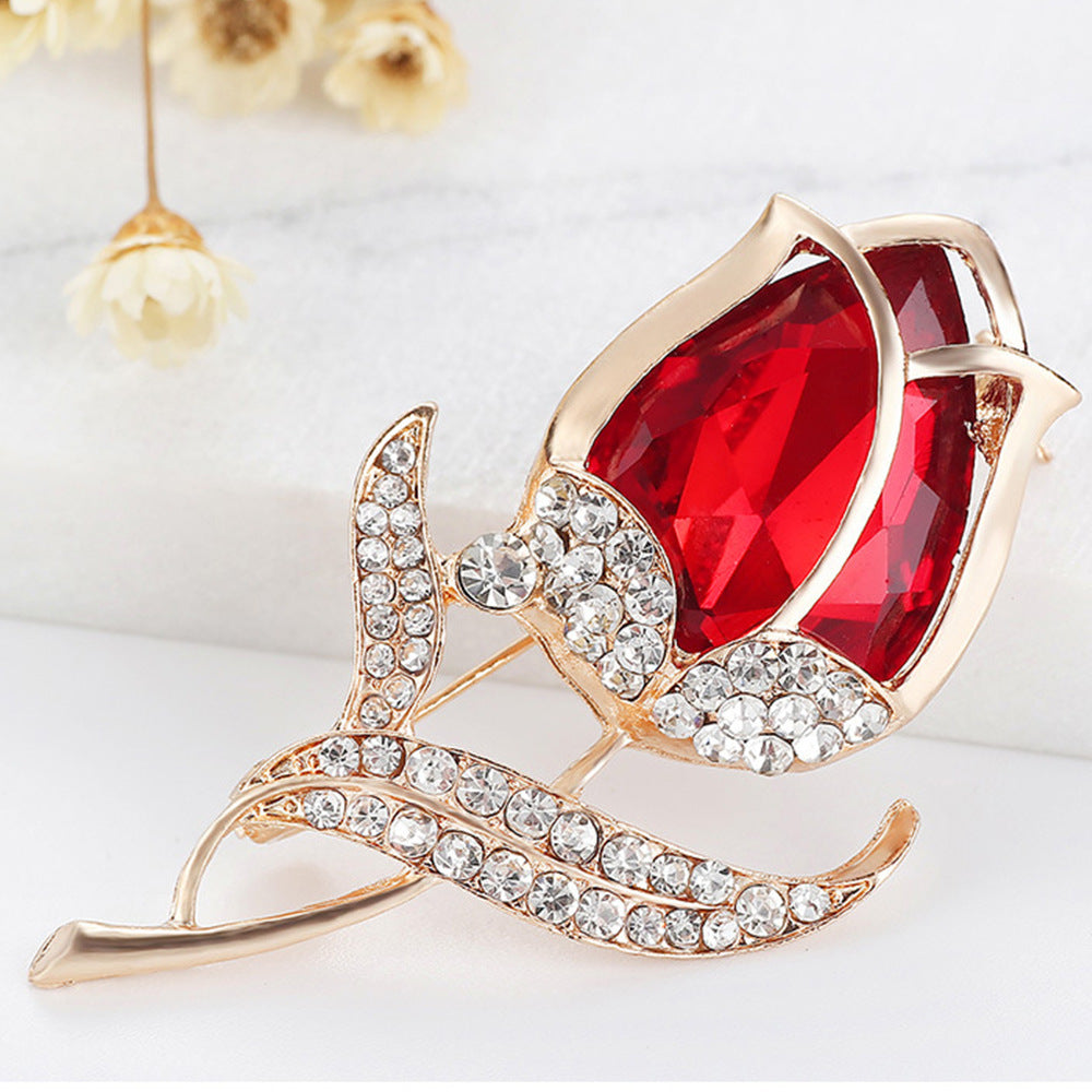 Elegant Brooch for Women's Fashion - Image 5