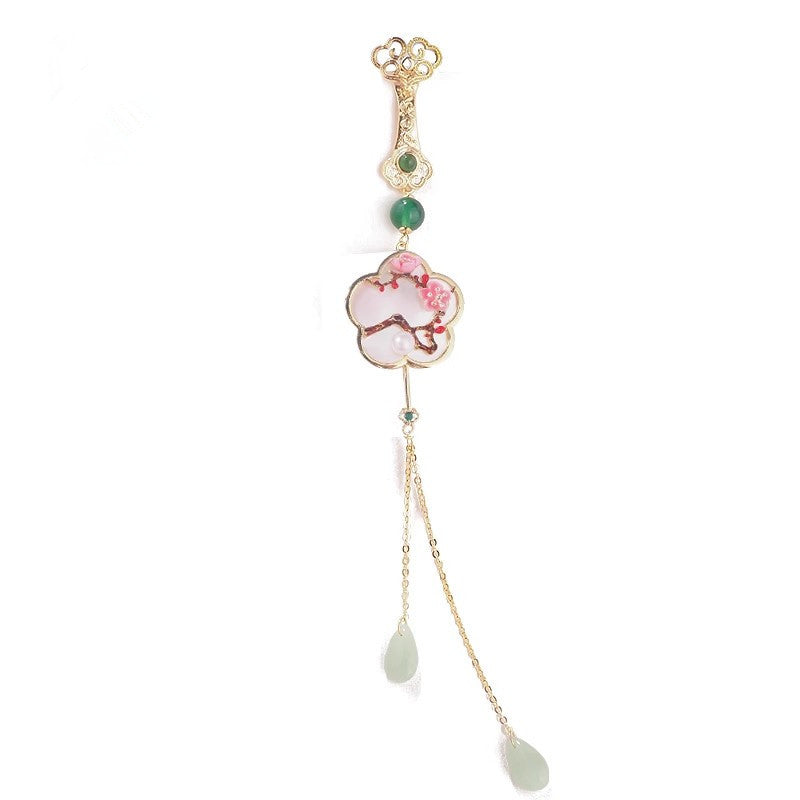 Elegant Vintage Handheld Fan Brooch Image 1