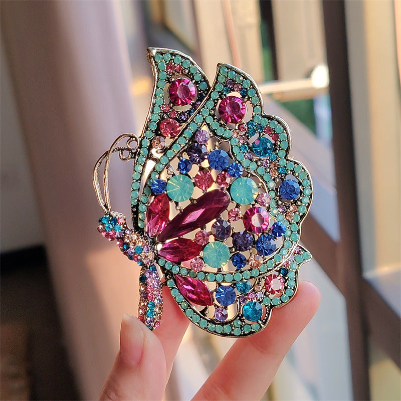 fashion brooch for gifting